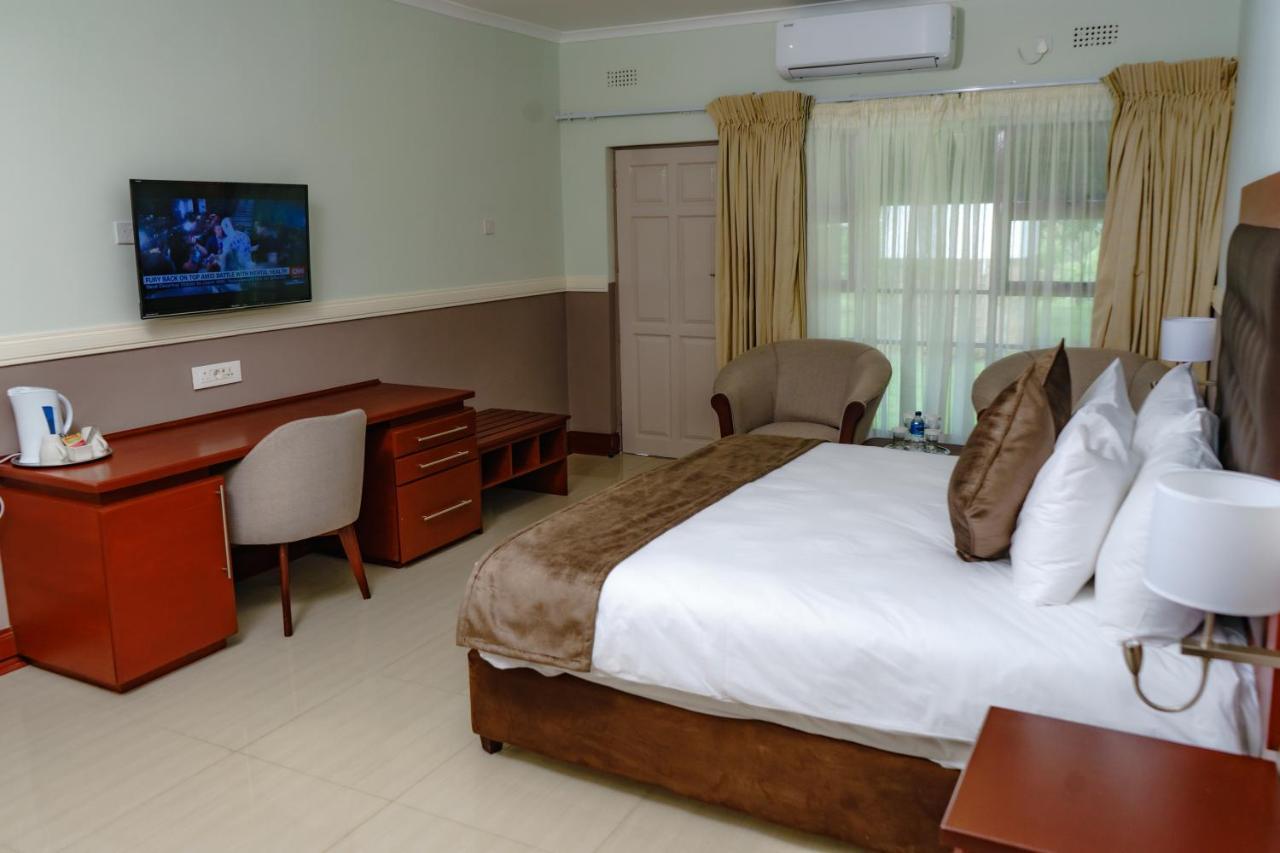Great Zimbabwe Hotel Нианда Экстерьер фото